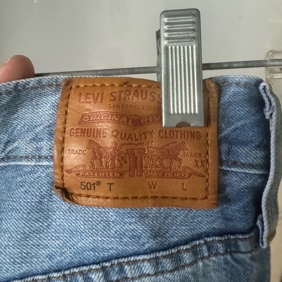 Levi’s 501 Straight Slim Taper - Picture 3 of 5
